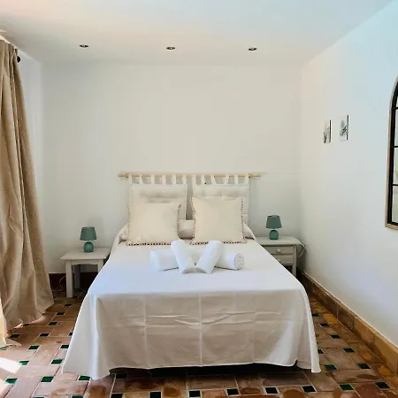 Holiday home Aljaral, Espectacular,piscina,chimenea, Climatizacion, Wifi *
