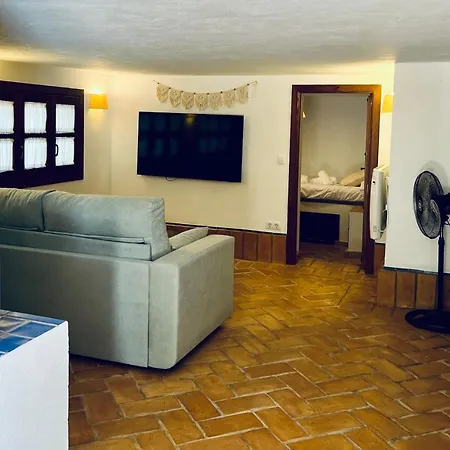 Aljaral, Espectacular,piscina,chimenea, Climatizacion, Wifi Holiday home